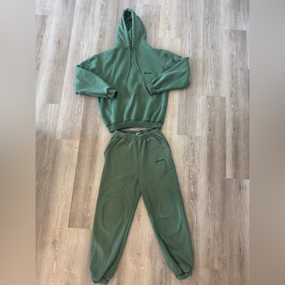 House of CB Other - House of CB sweatsuit matching set